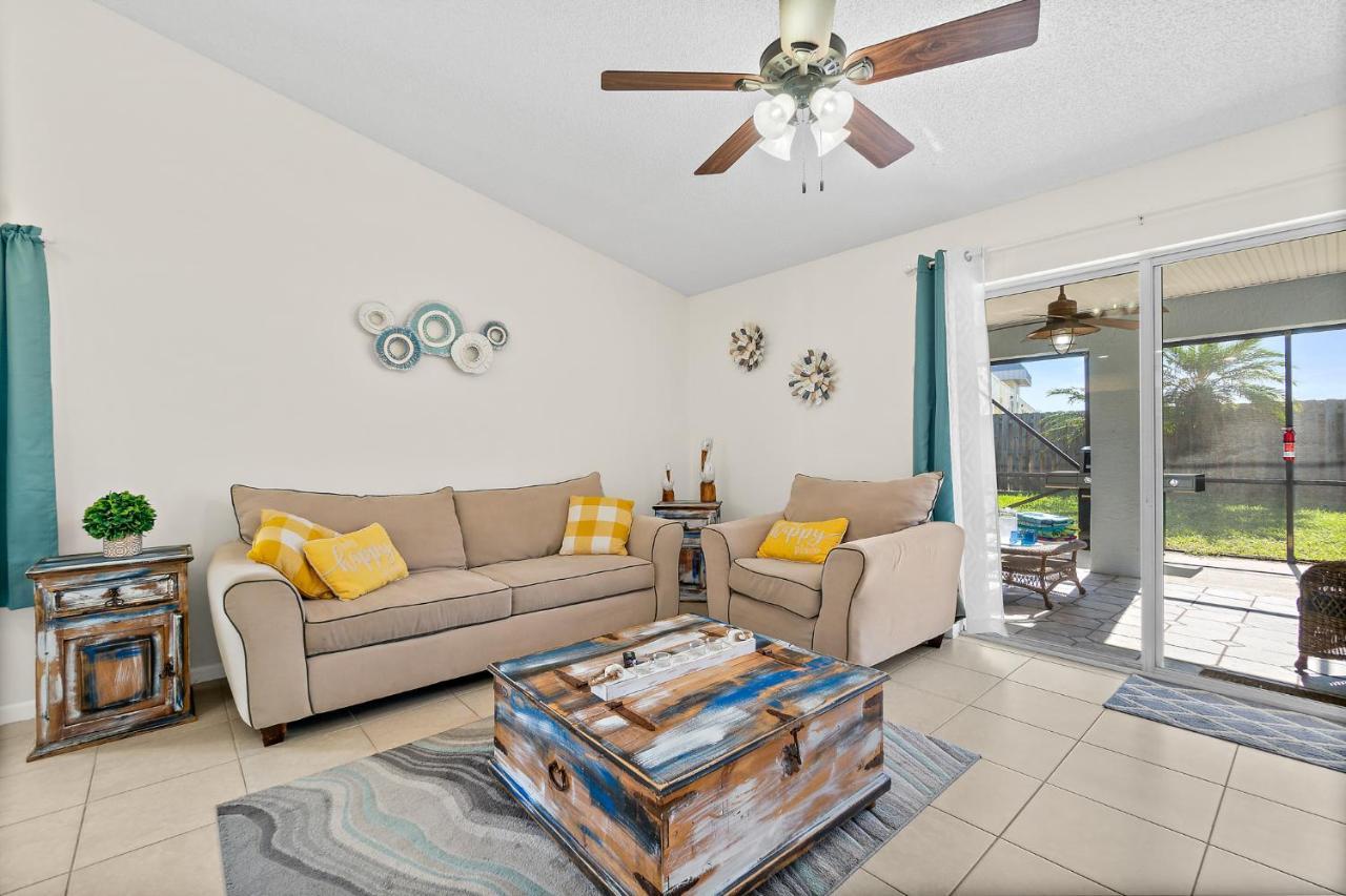 Oceanview Haven - 2Br Beach Townhome With Patio, Shared Heated Pool Steps From Paradise Beach Park! Melbourne Exterior photo